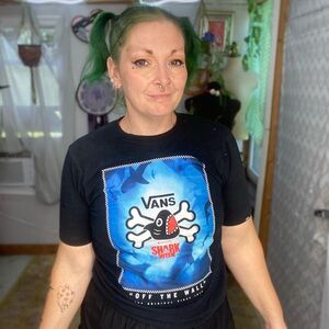 Vans Blue & Blue Shark Week Lightweight Tee Shirt Size Small